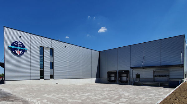 Hosokawa Alpine logistics centre